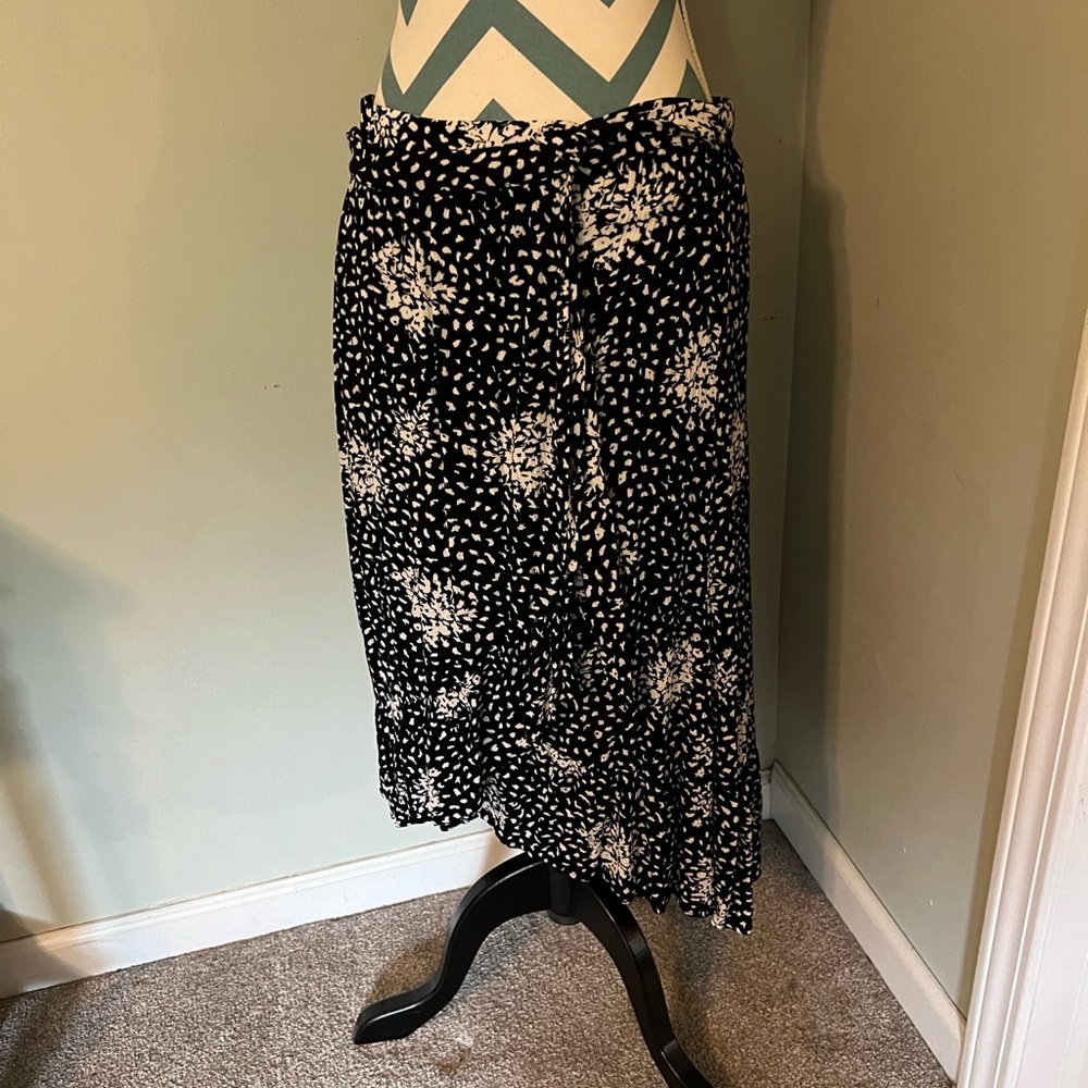 Knox Rose faux wrap skirt